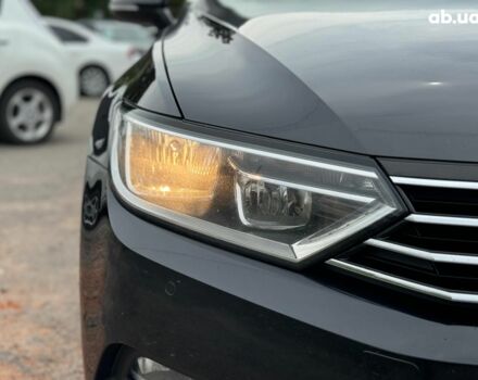 Черный Фольксваген Пассат, объемом двигателя 2 л и пробегом 243 тыс. км за 16490 $, фото 2 на Automoto.ua