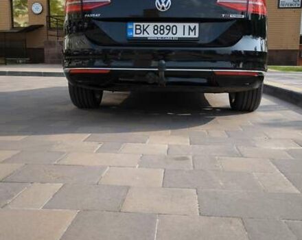 Черный Фольксваген Пассат, объемом двигателя 1.6 л и пробегом 292 тыс. км за 13100 $, фото 41 на Automoto.ua