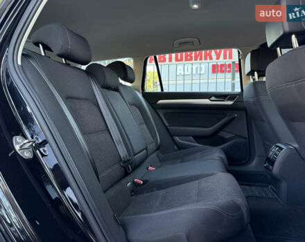 Черный Фольксваген Пассат, объемом двигателя 1.6 л и пробегом 217 тыс. км за 13999 $, фото 51 на Automoto.ua