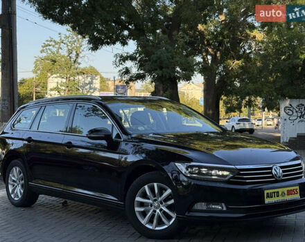 Черный Фольксваген Пассат, объемом двигателя 1.6 л и пробегом 217 тыс. км за 13499 $, фото 5 на Automoto.ua