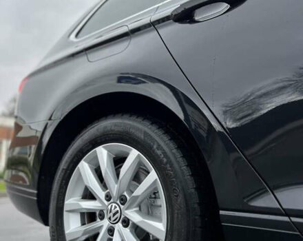 Черный Фольксваген Пассат, объемом двигателя 1.6 л и пробегом 325 тыс. км за 12600 $, фото 13 на Automoto.ua