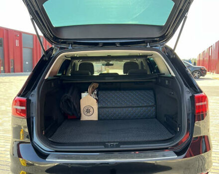 Чорний Фольксваген Пассат, об'ємом двигуна 2 л та пробігом 218 тис. км за 19500 $, фото 17 на Automoto.ua