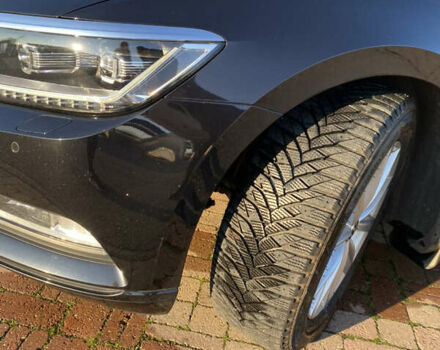 Чорний Фольксваген Пассат, об'ємом двигуна 1.6 л та пробігом 325 тис. км за 13100 $, фото 3 на Automoto.ua