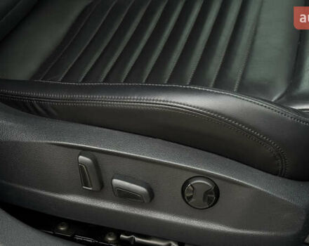 Черный Фольксваген Пассат, объемом двигателя 1.97 л и пробегом 290 тыс. км за 17000 $, фото 12 на Automoto.ua