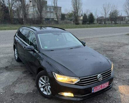 Черный Фольксваген Пассат, объемом двигателя 1.97 л и пробегом 261 тыс. км за 13499 $, фото 5 на Automoto.ua