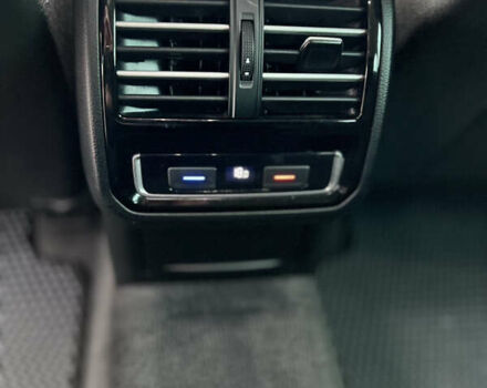 Чорний Фольксваген Пассат, об'ємом двигуна 1.6 л та пробігом 265 тис. км за 11350 $, фото 35 на Automoto.ua