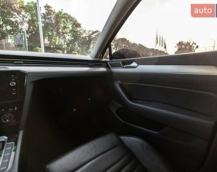 Черный Фольксваген Пассат, объемом двигателя 1.97 л и пробегом 250 тыс. км за 16500 $, фото 20 на Automoto.ua