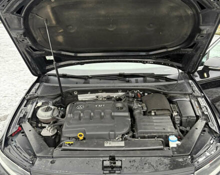 Черный Фольксваген Пассат, объемом двигателя 1.6 л и пробегом 288 тыс. км за 13200 $, фото 6 на Automoto.ua