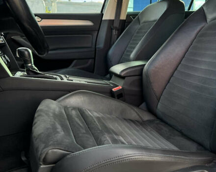 Черный Фольксваген Пассат, объемом двигателя 1.97 л и пробегом 208 тыс. км за 18900 $, фото 17 на Automoto.ua