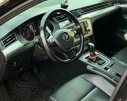 Черный Фольксваген Пассат, объемом двигателя 2 л и пробегом 267 тыс. км за 14390 $, фото 13 на Automoto.ua