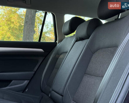 Черный Фольксваген Пассат, объемом двигателя 1.6 л и пробегом 217 тыс. км за 13999 $, фото 49 на Automoto.ua