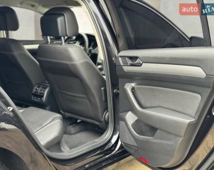 Черный Фольксваген Пассат, объемом двигателя 2 л и пробегом 292 тыс. км за 13900 $, фото 43 на Automoto.ua