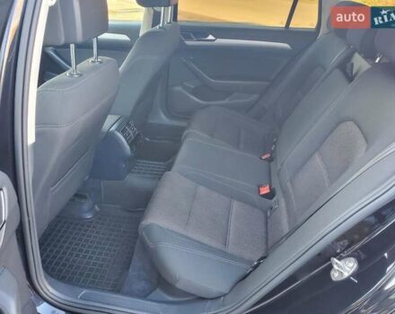 Черный Фольксваген Пассат, объемом двигателя 1.97 л и пробегом 260 тыс. км за 15800 $, фото 22 на Automoto.ua