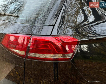 Чорний Фольксваген Пассат, об'ємом двигуна 2 л та пробігом 267 тис. км за 14390 $, фото 9 на Automoto.ua