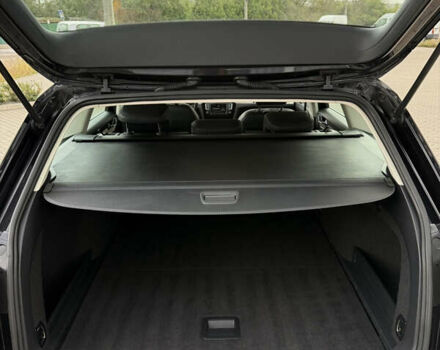 Чорний Фольксваген Пассат, об'ємом двигуна 2 л та пробігом 260 тис. км за 16700 $, фото 74 на Automoto.ua