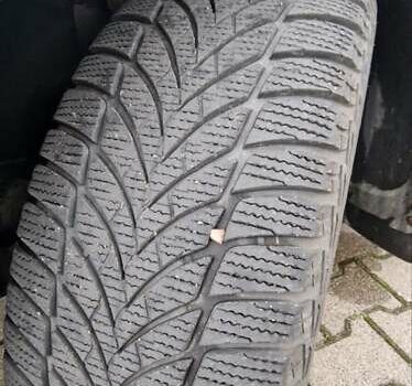 Черный Фольксваген Пассат, объемом двигателя 1.97 л и пробегом 255 тыс. км за 15000 $, фото 14 на Automoto.ua