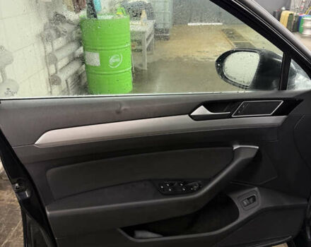 Черный Фольксваген Пассат, объемом двигателя 2 л и пробегом 262 тыс. км за 13500 $, фото 22 на Automoto.ua