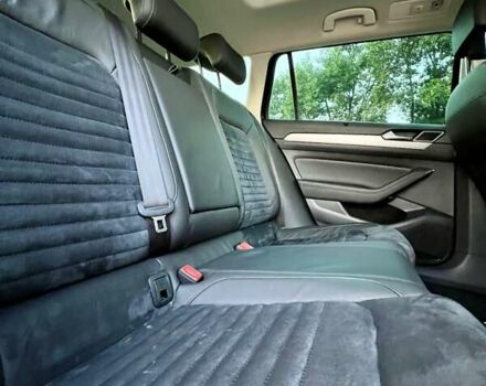 Черный Фольксваген Пассат, объемом двигателя 1.97 л и пробегом 370 тыс. км за 15500 $, фото 48 на Automoto.ua