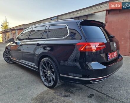 Фольксваген Пассат 2016 в Киеве на Automoto.ua Черный Фольксваген Пассат, объемом двигателя 2 л и пробегом 215 тыс. км за 19700 $, фото 11 на Automoto.ua