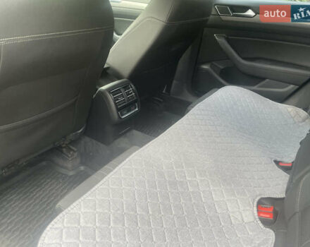 Чорний Фольксваген Пассат, об'ємом двигуна 1.97 л та пробігом 285 тис. км за 15900 $, фото 9 на Automoto.ua