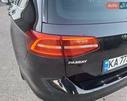 Черный Фольксваген Пассат, объемом двигателя 2 л и пробегом 275 тыс. км за 14999 $, фото 17 на Automoto.ua