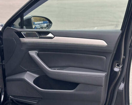 Чорний Фольксваген Пассат, об'ємом двигуна 1.97 л та пробігом 350 тис. км за 16500 $, фото 34 на Automoto.ua