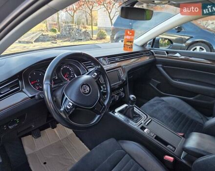 Черный Фольксваген Пассат, объемом двигателя 1.97 л и пробегом 289 тыс. км за 14400 $, фото 19 на Automoto.ua