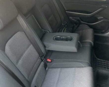 Черный Фольксваген Пассат, объемом двигателя 1.6 л и пробегом 230 тыс. км за 15000 $, фото 13 на Automoto.ua