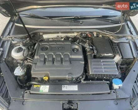 Черный Фольксваген Пассат, объемом двигателя 1.6 л и пробегом 230 тыс. км за 15000 $, фото 29 на Automoto.ua