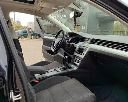 Черный Фольксваген Пассат, объемом двигателя 1.97 л и пробегом 232 тыс. км за 16500 $, фото 18 на Automoto.ua