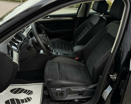 Чорний Фольксваген Пассат, об'ємом двигуна 2 л та пробігом 260 тис. км за 16700 $, фото 30 на Automoto.ua