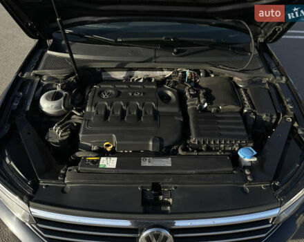 Черный Фольксваген Пассат, объемом двигателя 1.97 л и пробегом 300 тыс. км за 16500 $, фото 17 на Automoto.ua