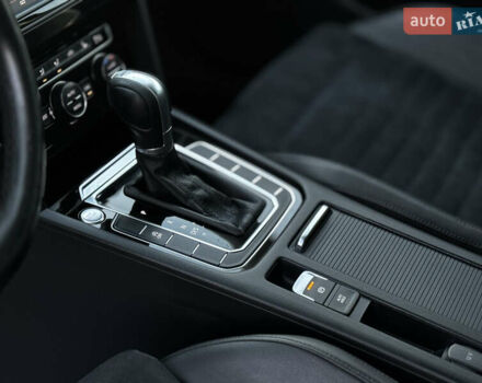 Чорний Фольксваген Пассат, об'ємом двигуна 1.97 л та пробігом 191 тис. км за 17000 $, фото 42 на Automoto.ua