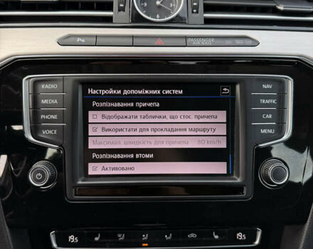 Чорний Фольксваген Пассат, об'ємом двигуна 2 л та пробігом 260 тис. км за 16700 $, фото 50 на Automoto.ua