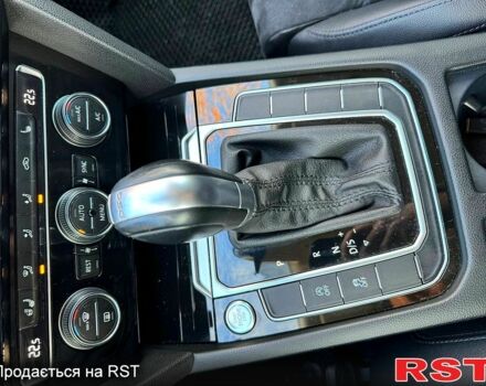 Черный Фольксваген Пассат, объемом двигателя 2 л и пробегом 280 тыс. км за 18200 $, фото 7 на Automoto.ua