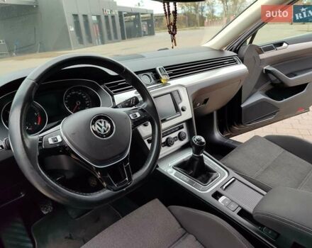 Черный Фольксваген Пассат, объемом двигателя 1.97 л и пробегом 232 тыс. км за 16500 $, фото 10 на Automoto.ua