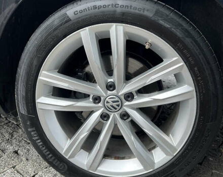 Черный Фольксваген Пассат, объемом двигателя 1.97 л и пробегом 284 тыс. км за 15500 $, фото 12 на Automoto.ua