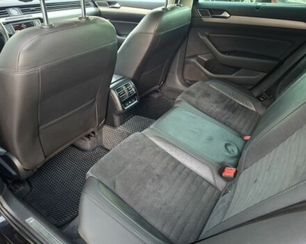 Черный Фольксваген Пассат, объемом двигателя 2 л и пробегом 275 тыс. км за 15999 $, фото 5 на Automoto.ua