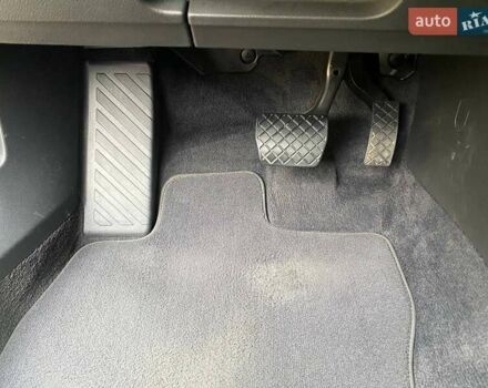 Черный Фольксваген Пассат, объемом двигателя 1.97 л и пробегом 277 тыс. км за 16000 $, фото 49 на Automoto.ua