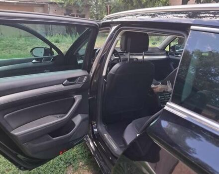 Чорний Фольксваген Пассат, об'ємом двигуна 1.97 л та пробігом 286 тис. км за 17000 $, фото 6 на Automoto.ua