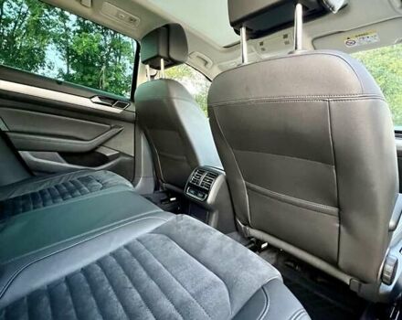 Черный Фольксваген Пассат, объемом двигателя 1.97 л и пробегом 370 тыс. км за 15500 $, фото 47 на Automoto.ua