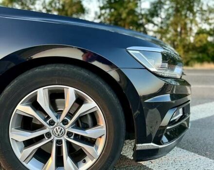 Черный Фольксваген Пассат, объемом двигателя 1.97 л и пробегом 370 тыс. км за 15500 $, фото 24 на Automoto.ua