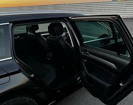 Черный Фольксваген Пассат, объемом двигателя 1.6 л и пробегом 195 тыс. км за 16000 $, фото 12 на Automoto.ua