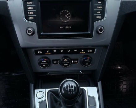 Черный Фольксваген Пассат, объемом двигателя 1.97 л и пробегом 327 тыс. км за 13000 $, фото 8 на Automoto.ua