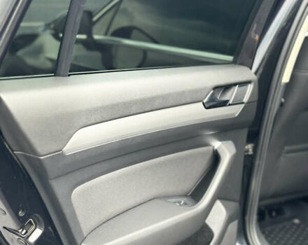 Черный Фольксваген Пассат, объемом двигателя 1.6 л и пробегом 250 тыс. км за 13500 $, фото 16 на Automoto.ua