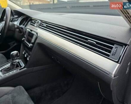 Чорний Фольксваген Пассат, об'ємом двигуна 1.97 л та пробігом 246 тис. км за 15900 $, фото 38 на Automoto.ua