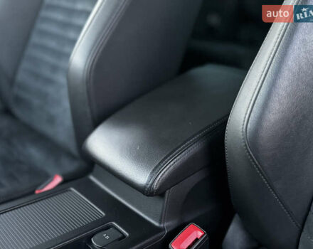 Чорний Фольксваген Пассат, об'ємом двигуна 1.97 л та пробігом 191 тис. км за 17000 $, фото 48 на Automoto.ua