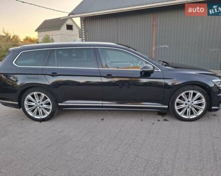 Черный Фольксваген Пассат, объемом двигателя 2 л и пробегом 275 тыс. км за 14999 $, фото 5 на Automoto.ua