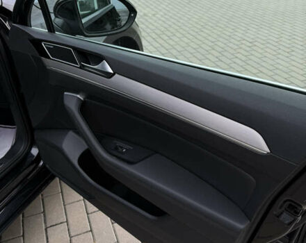 Чорний Фольксваген Пассат, об'ємом двигуна 2 л та пробігом 260 тис. км за 16700 $, фото 57 на Automoto.ua