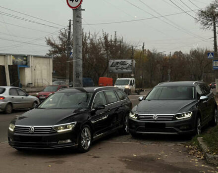Чорний Фольксваген Пассат, об'ємом двигуна 2 л та пробігом 260 тис. км за 16700 $, фото 23 на Automoto.ua